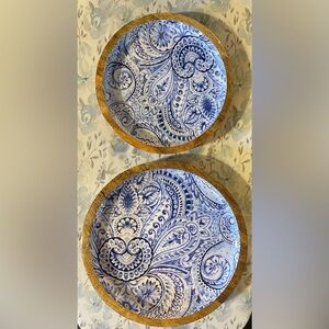 2 Elegant Paisley Plates